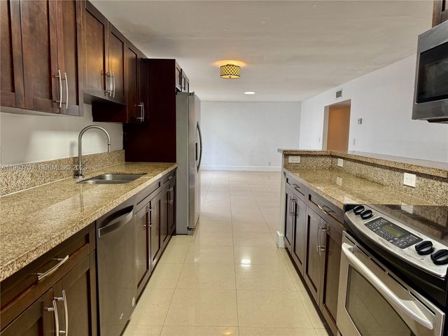 1540 SW 5th Pl 2A, Fort Lauderdale, FL 33312