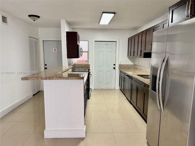 1540 SW 5th Pl 2A, Fort Lauderdale, FL 33312