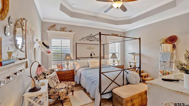 336 Kingdom Blvd, Lindale, TX 75771