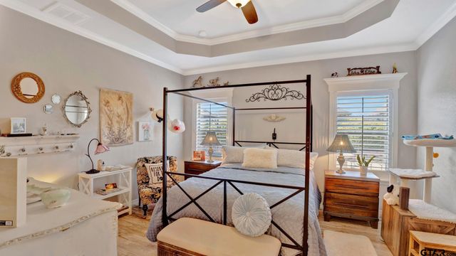 336 Kingdom Blvd, Lindale, TX 75771