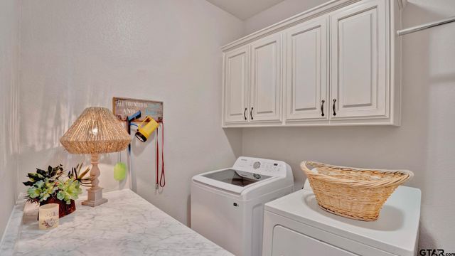 336 Kingdom Blvd, Lindale, TX 75771