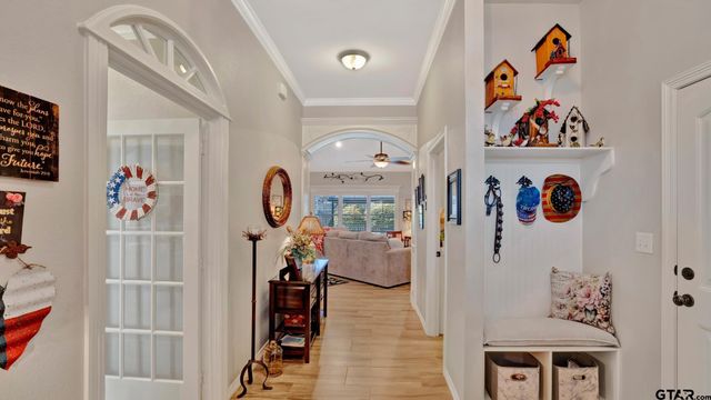 336 Kingdom Blvd, Lindale, TX 75771