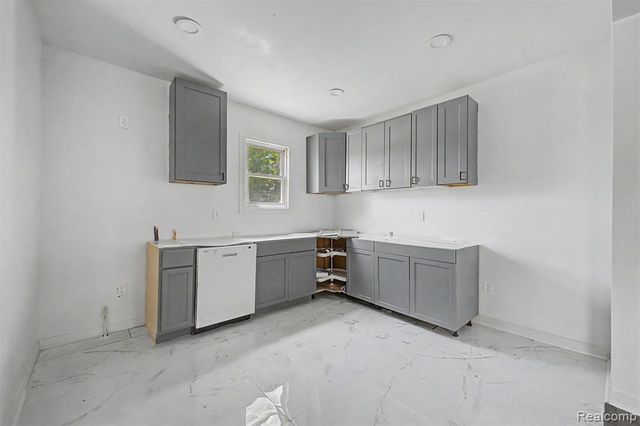 1728 Pingree Street, Detroit, MI 48206