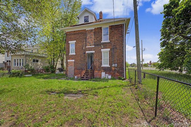 1728 Pingree Street, Detroit, MI 48206