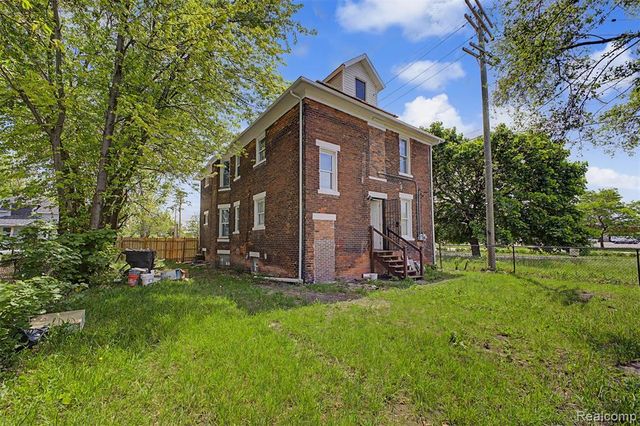 1728 Pingree Street, Detroit, MI 48206