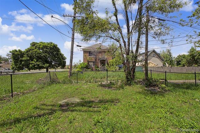 1728 Pingree Street, Detroit, MI 48206