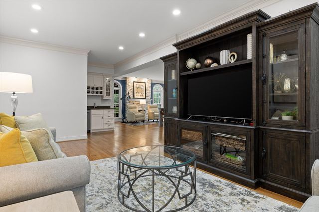 620 Forest Avenue, Chattanooga, TN 37405