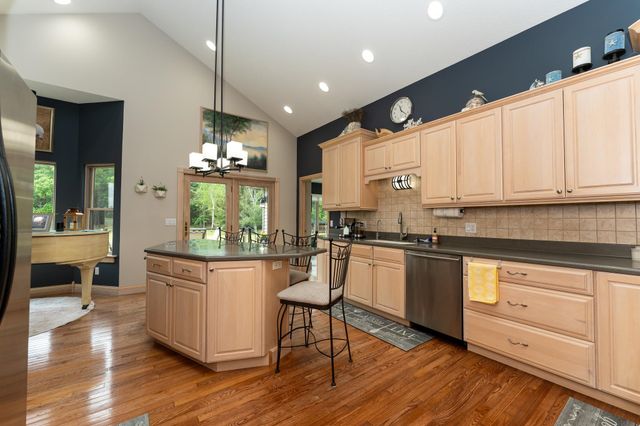 7667 W Pickard Road, Broomfield Twp, MI 48858