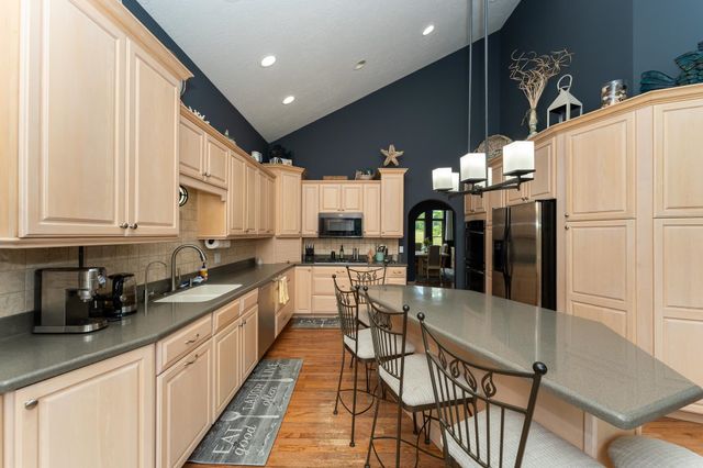 7667 W Pickard Road, Broomfield Twp, MI 48858