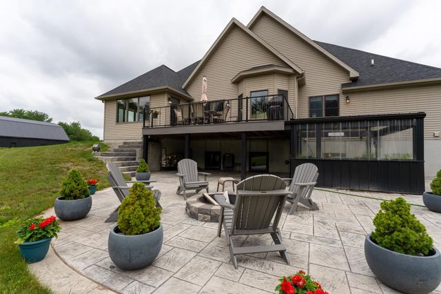 7667 W Pickard Road, Broomfield Twp, MI 48858