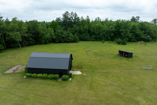 7667 W Pickard Road, Broomfield Twp, MI 48858