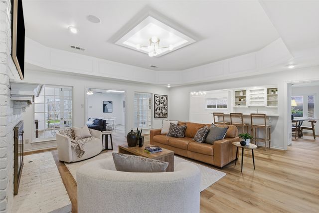 9034 Windy Crest Drive, Dallas, TX 75243