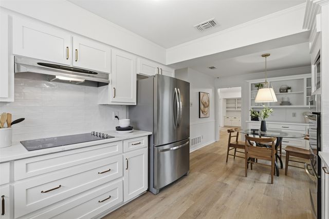 9034 Windy Crest Drive, Dallas, TX 75243