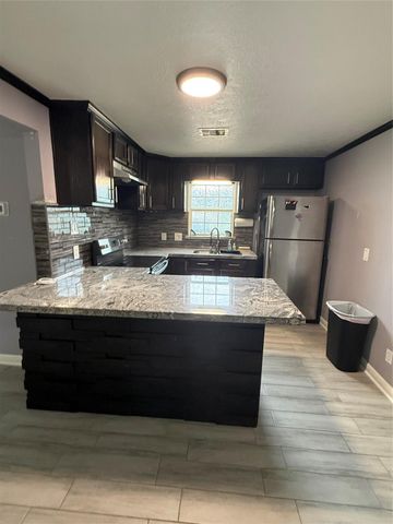 10338 Aldine Westfield Road, Houston, TX 77093