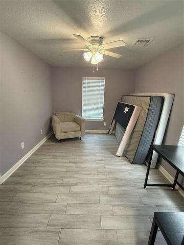10338 Aldine Westfield Road, Houston, TX 77093