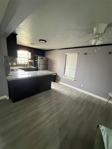 10338 Aldine Westfield Road, Houston, TX 77093