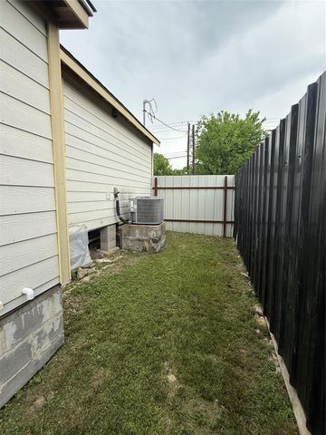 10338 Aldine Westfield Road, Houston, TX 77093