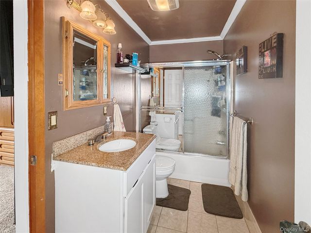 5007 Chelsea Cove N, Hopewell Junction, NY 12533