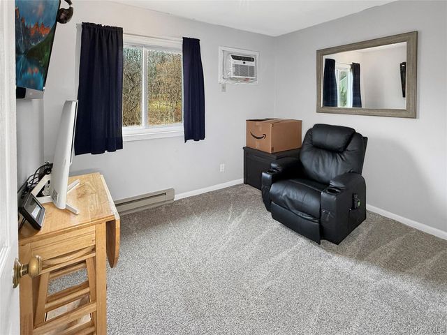 5007 Chelsea Cove N, Hopewell Junction, NY 12533