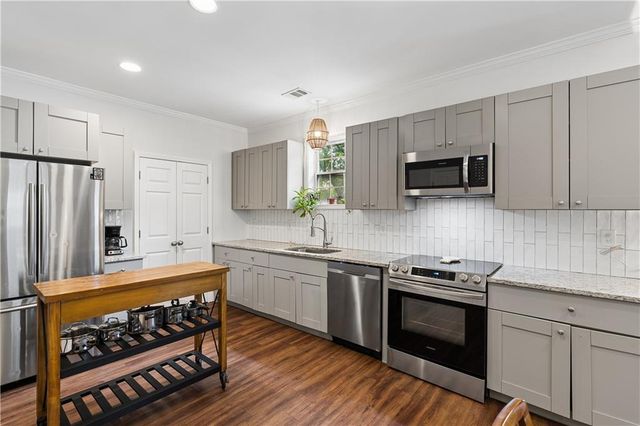 2533 Romain Way, Atlanta, GA 30344
