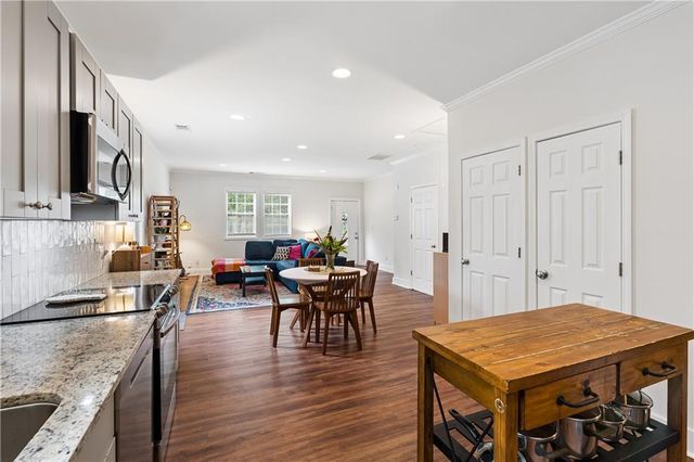 2533 Romain Way, Atlanta, GA 30344
