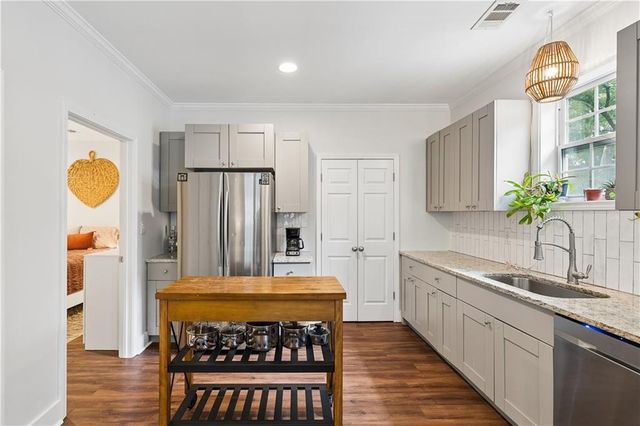 2533 Romain Way, Atlanta, GA 30344