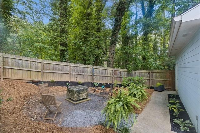 2533 Romain Way, Atlanta, GA 30344