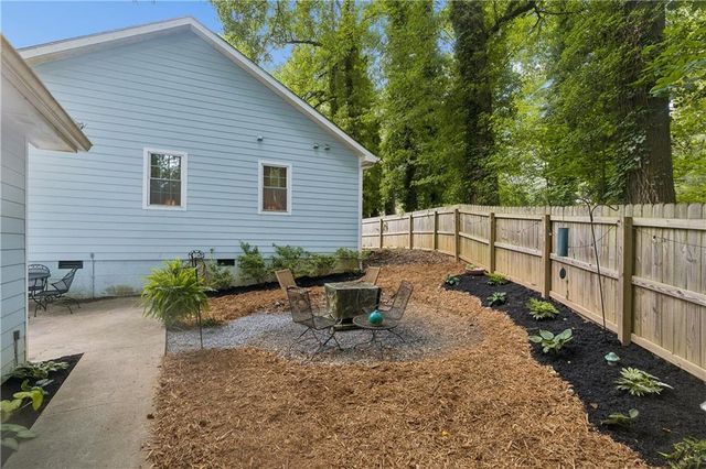 2533 Romain Way, Atlanta, GA 30344