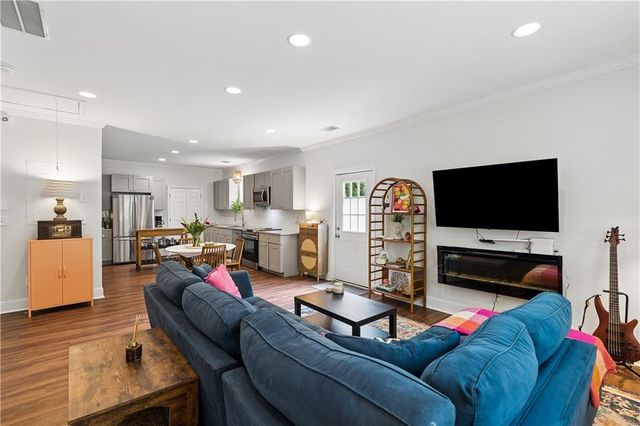 2533 Romain Way, Atlanta, GA 30344