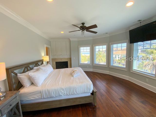 1 Collier Beach Rd, Hilton Head Island, SC 29928