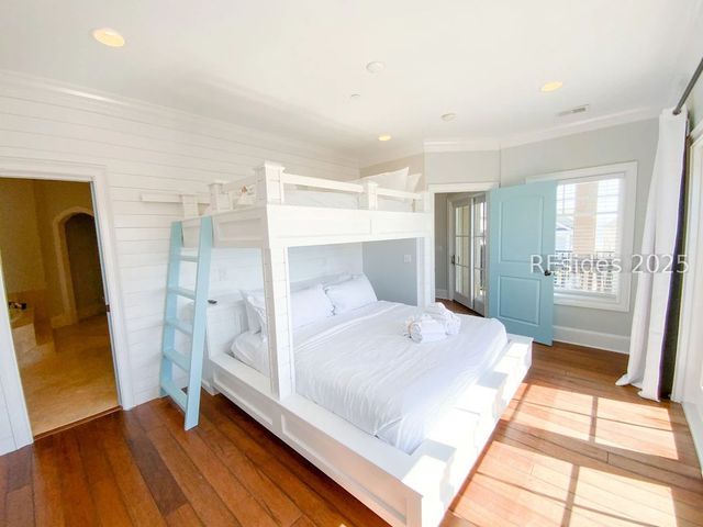 1 Collier Beach Rd, Hilton Head Island, SC 29928