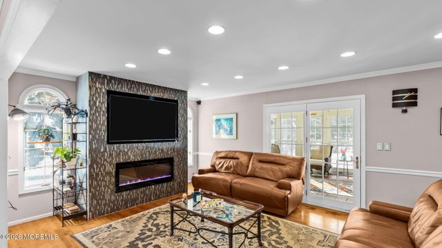 30 Raven Road, Colts Neck, NJ 07722