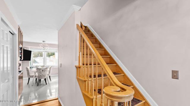 30 Raven Road, Colts Neck, NJ 07722