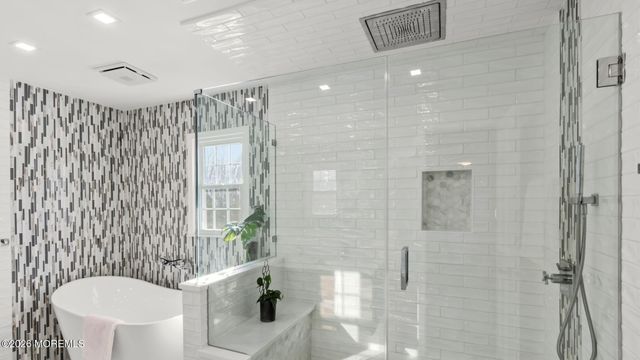 30 Raven Road, Colts Neck, NJ 07722