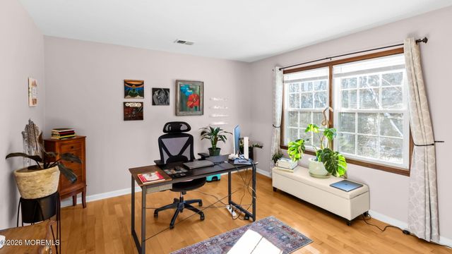 30 Raven Road, Colts Neck, NJ 07722