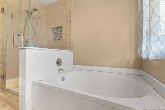 9715 Silver Moon, San Antonio, TX 78254