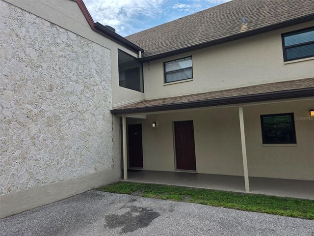7219 CLOISTER DRIVE 202, Sarasota, FL 34231