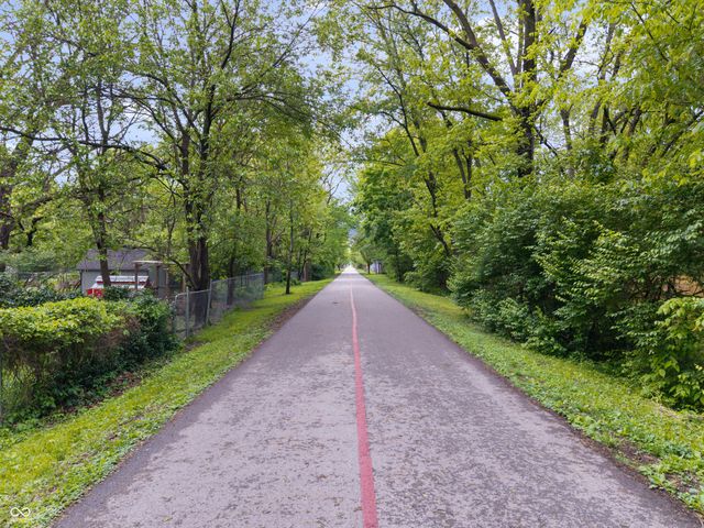 5016 Carvel Avenue, Indianapolis, IN 46205