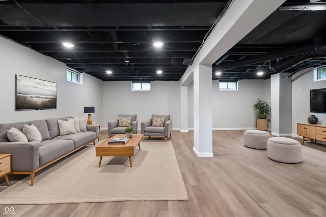 5016 Carvel Avenue, Indianapolis, IN 46205