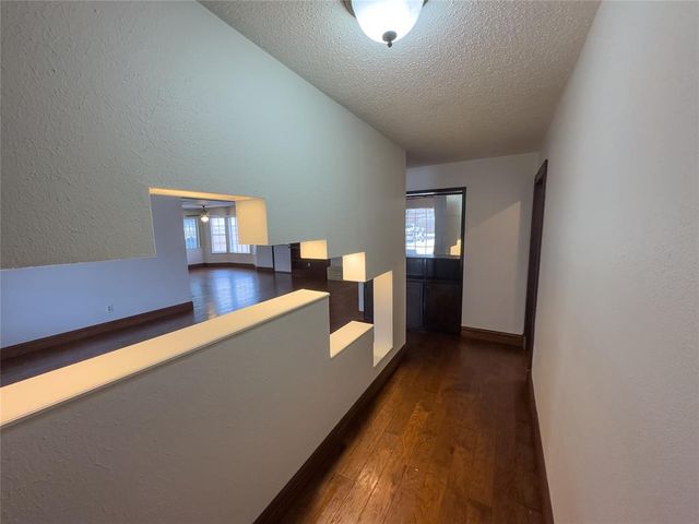 2116 Fox Avenue, Moore, OK 73160