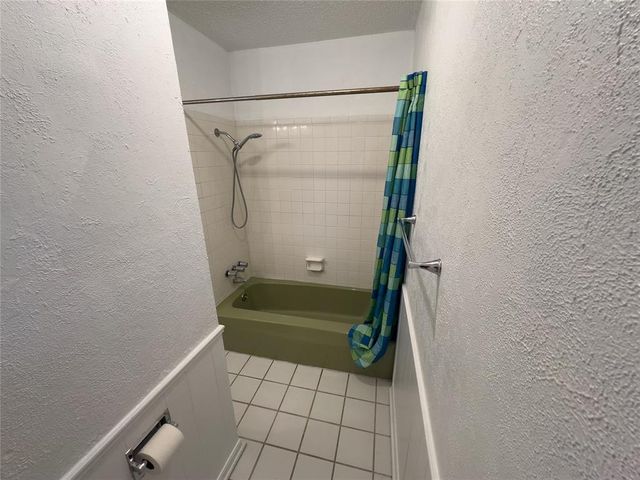 2116 Fox Avenue, Moore, OK 73160