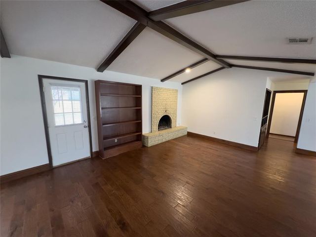 2116 Fox Avenue, Moore, OK 73160