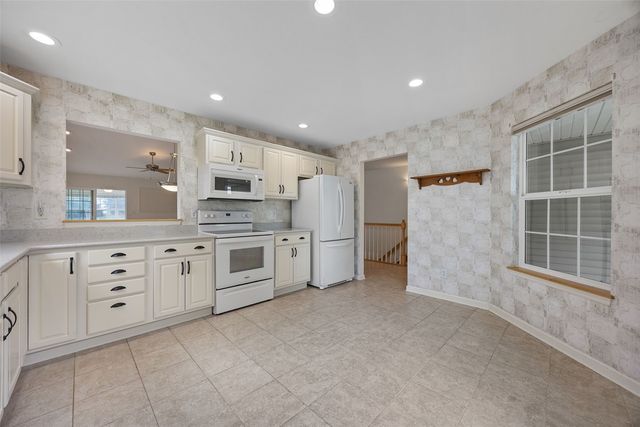 6341 Quail Ridge Drive SW, Cedar Rapids, IA 52404