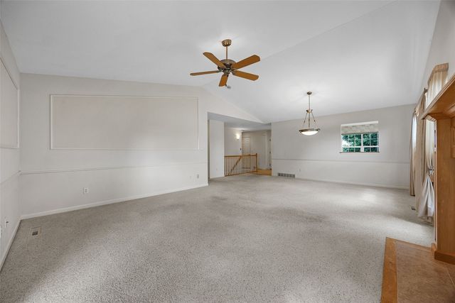 6341 Quail Ridge Drive SW, Cedar Rapids, IA 52404