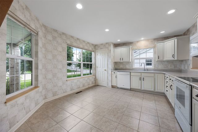 6341 Quail Ridge Drive SW, Cedar Rapids, IA 52404