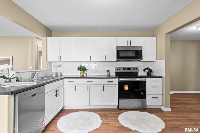 1625 W VERNON Avenue, Springfield, IL 62704