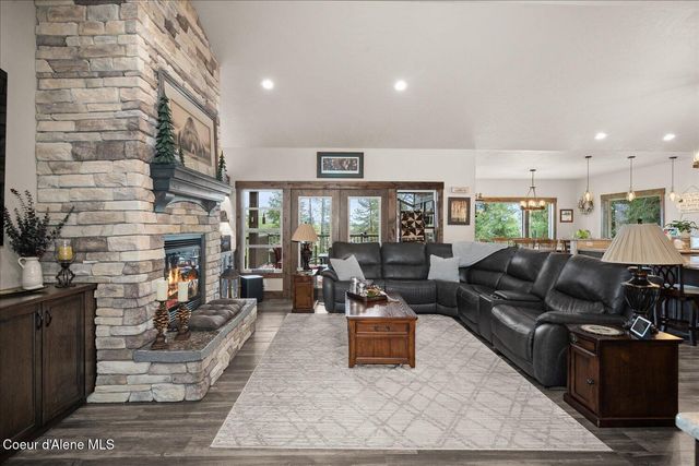 129 Berkshire, Blanchard, ID 83804