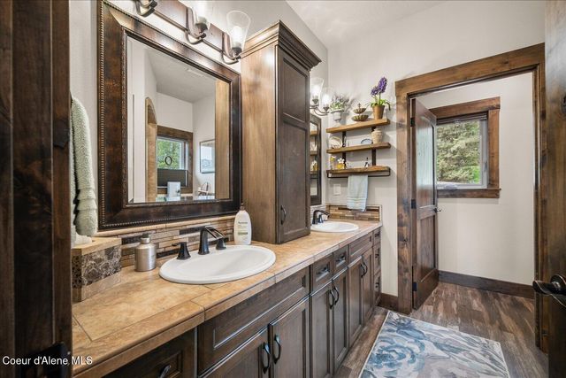 129 Berkshire, Blanchard, ID 83804