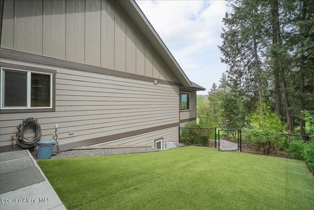 129 Berkshire, Blanchard, ID 83804