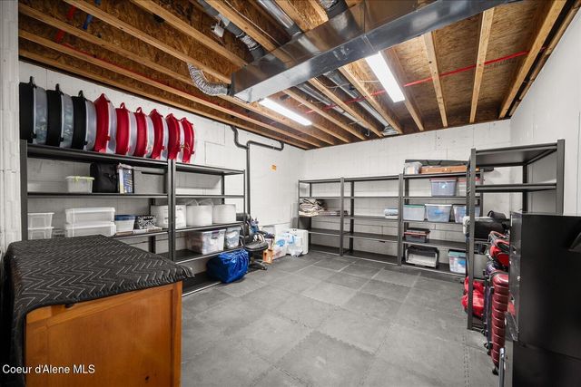 129 Berkshire, Blanchard, ID 83804